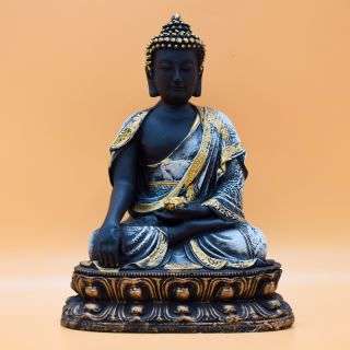 Qautam Buddha - White Clothes