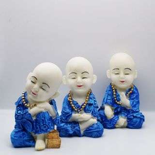 Set Of 3 Buddhas Wearing Blue